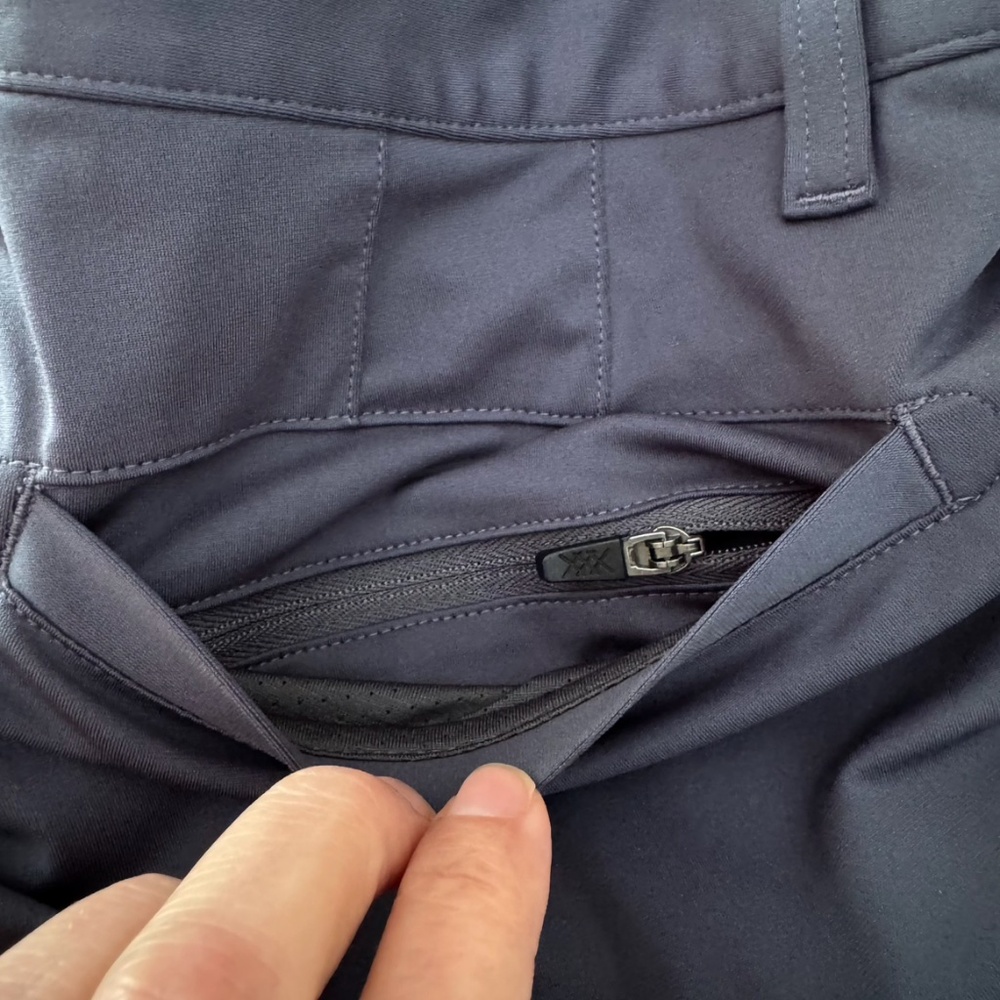 RHONE Men's Commuter Slim Pant in Iron Size 32 - Picture 9 of 16